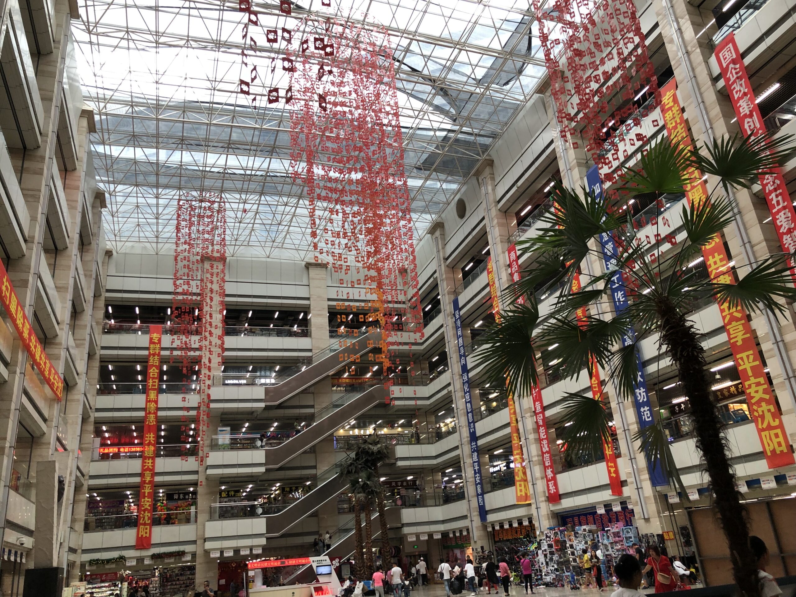 中国の製品市場から、アパレル仕入れの第一歩を